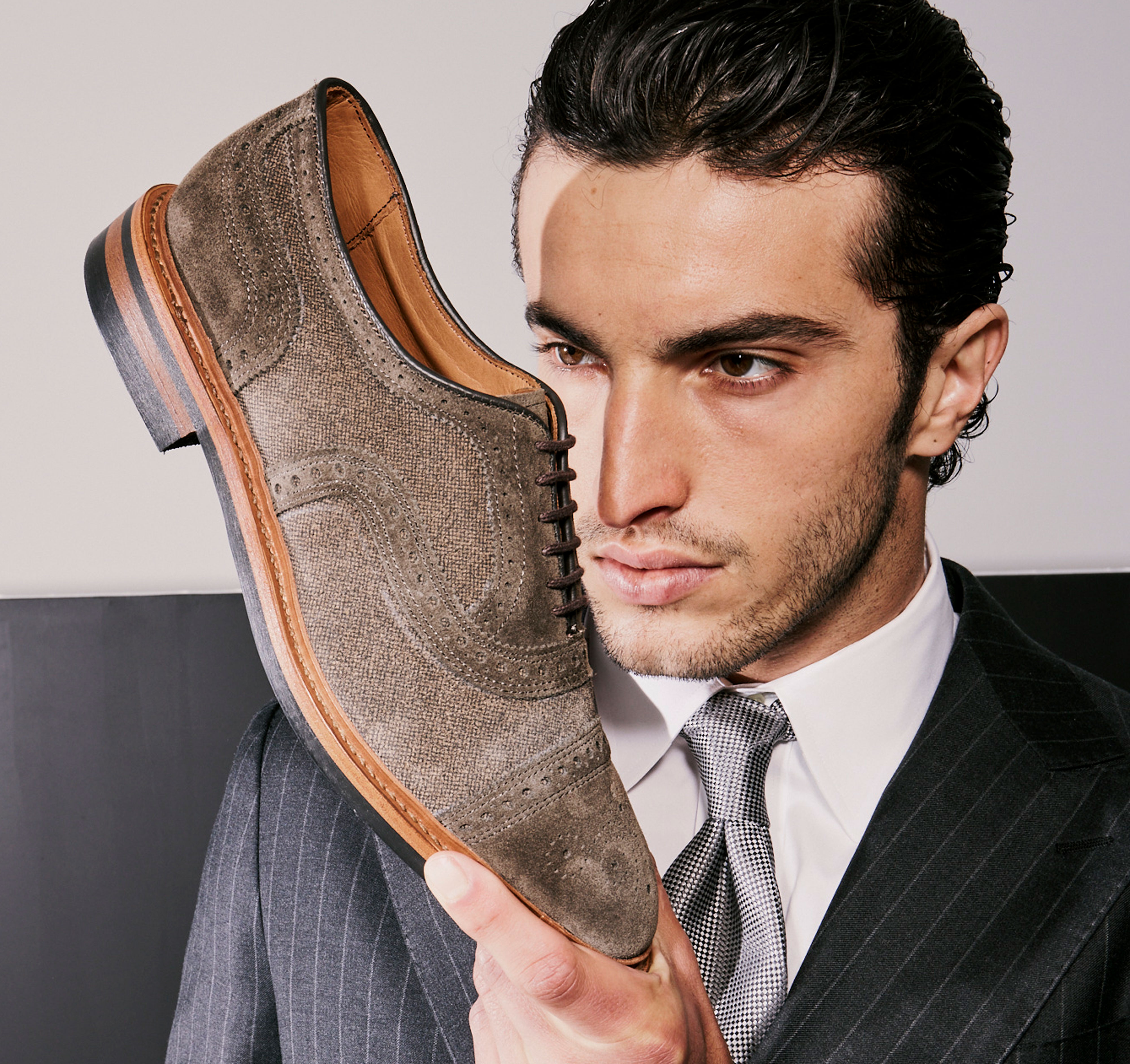 Caleres allen edmonds top