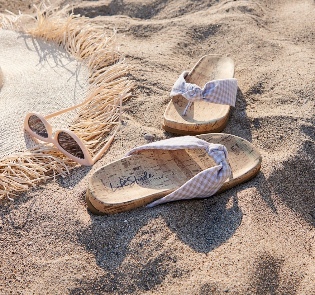 lifestride flip flops